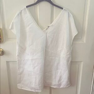 Boden White V-Neck Short Sleeve Top